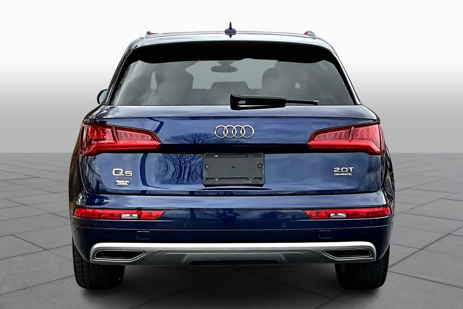 Used 2018 Navarra Blue Metallic Audi Premium Plus image 6