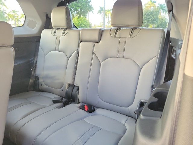 2025 Honda Pilot Touring - Photo 13