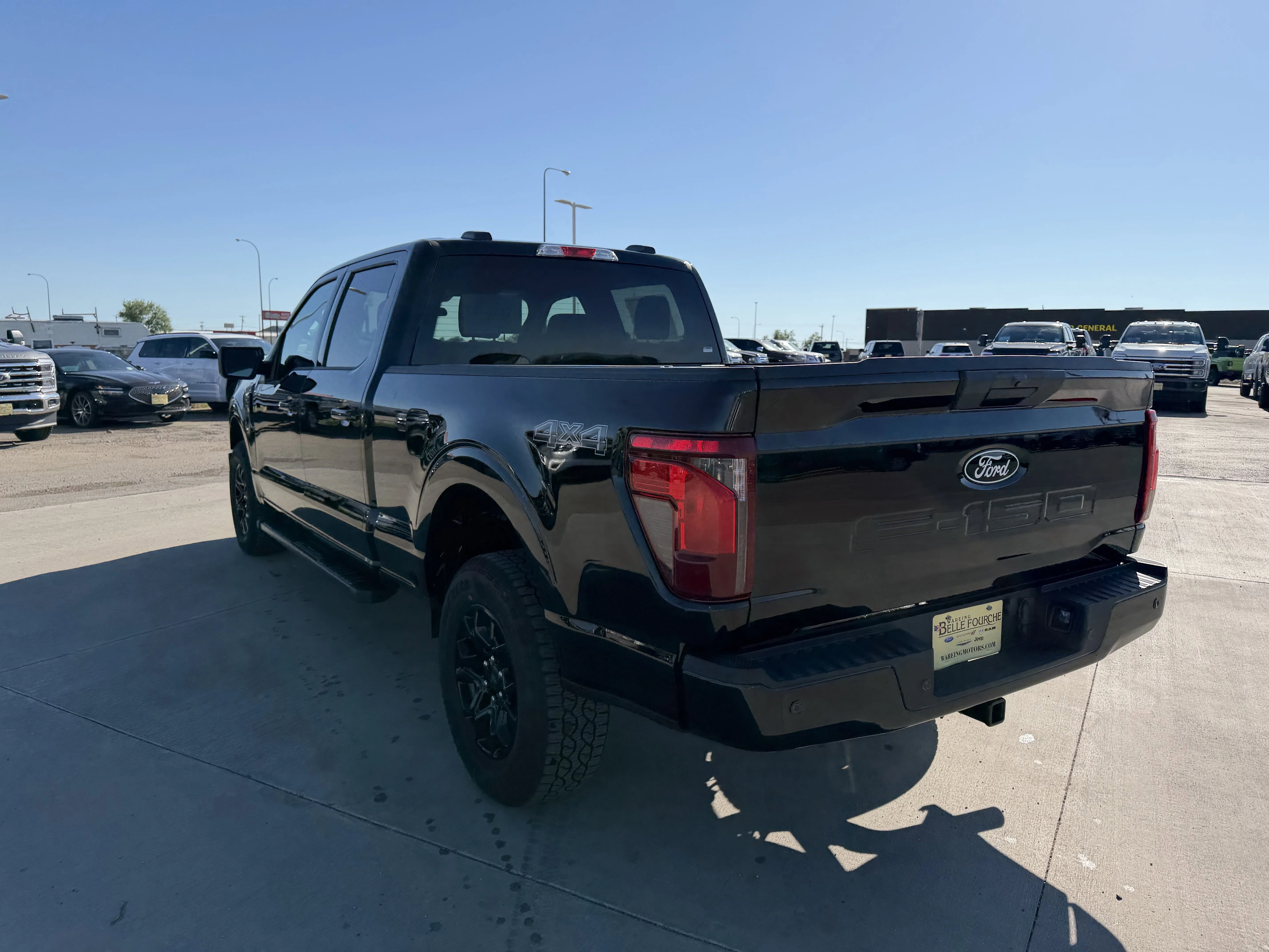 New 2026 Agate Black Metallic Ford XLT image 5