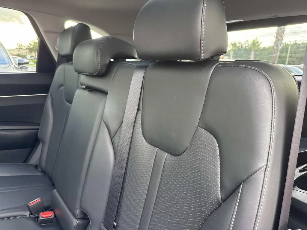 Used 2022 Blue Kia S image 14