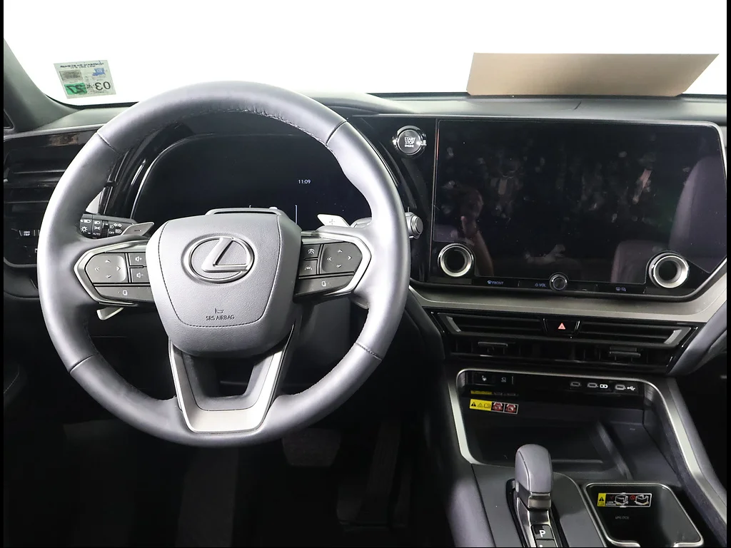 2026 Lexus TX Luxury - Photo 8