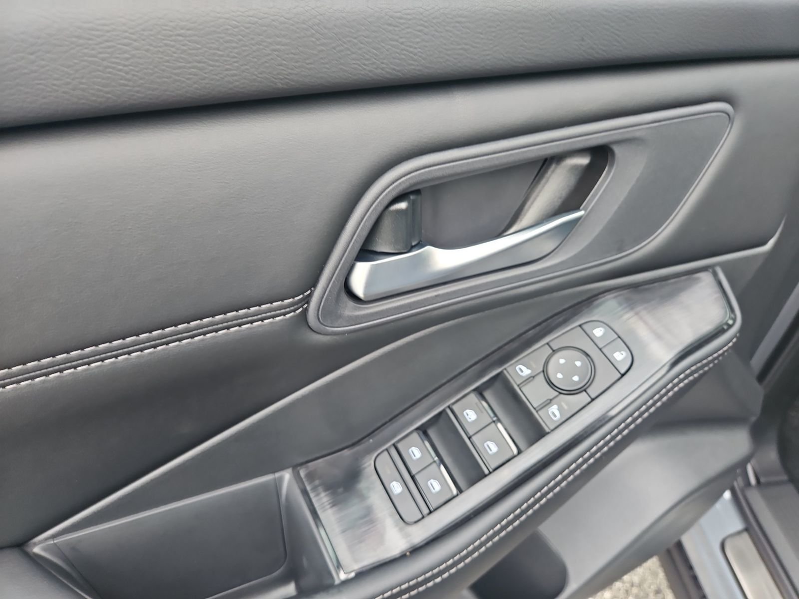 New 2026 Nissan Rogue Dark Armor 4D Sport Utility