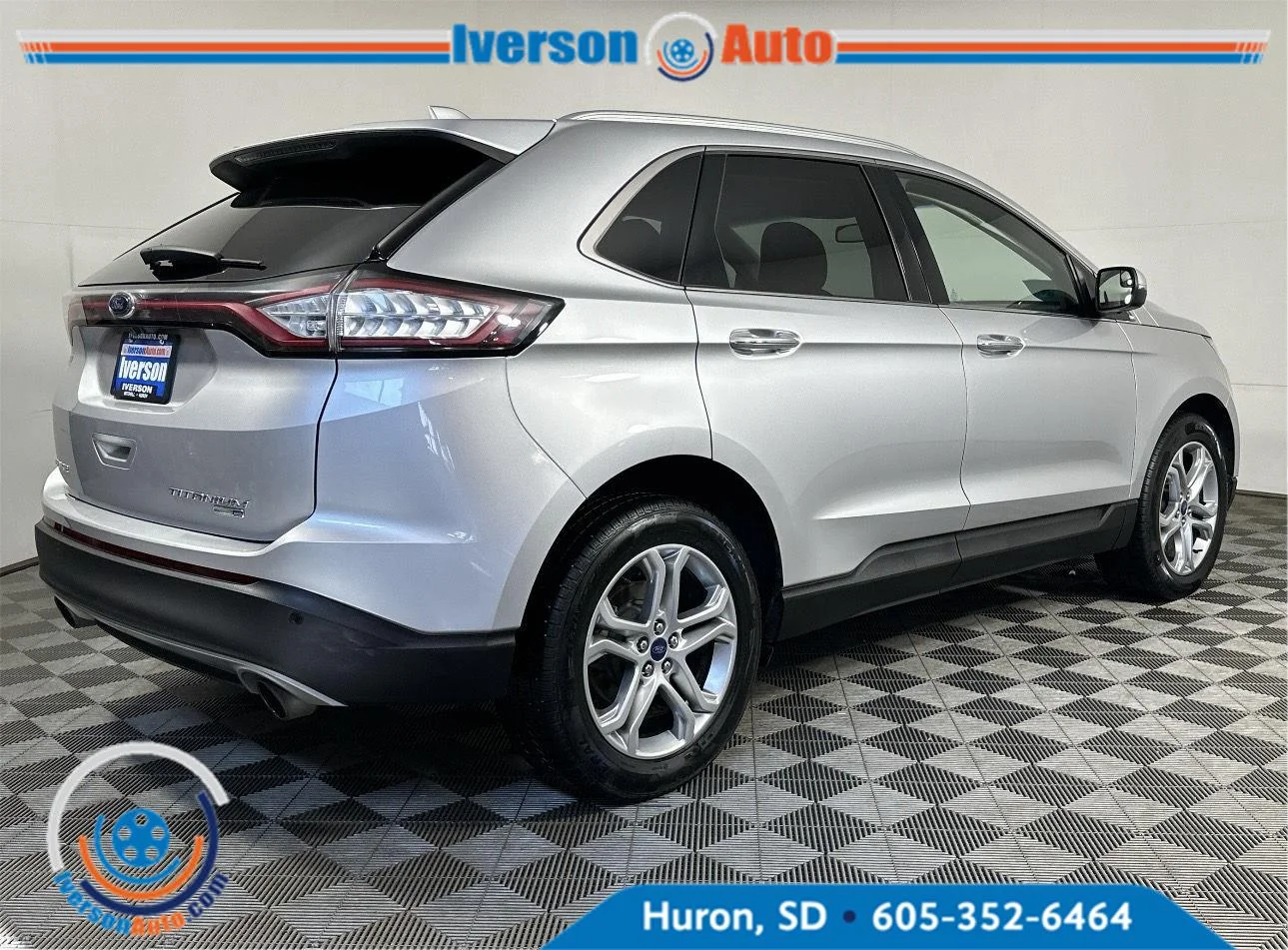 Used 2018 Silver Ford Titanium image 10