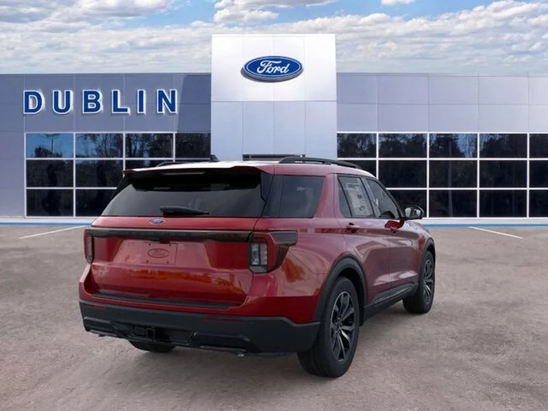 New 2026 Rapid Red Metallic Tinted Clearcoat Ford ST-Line image 10