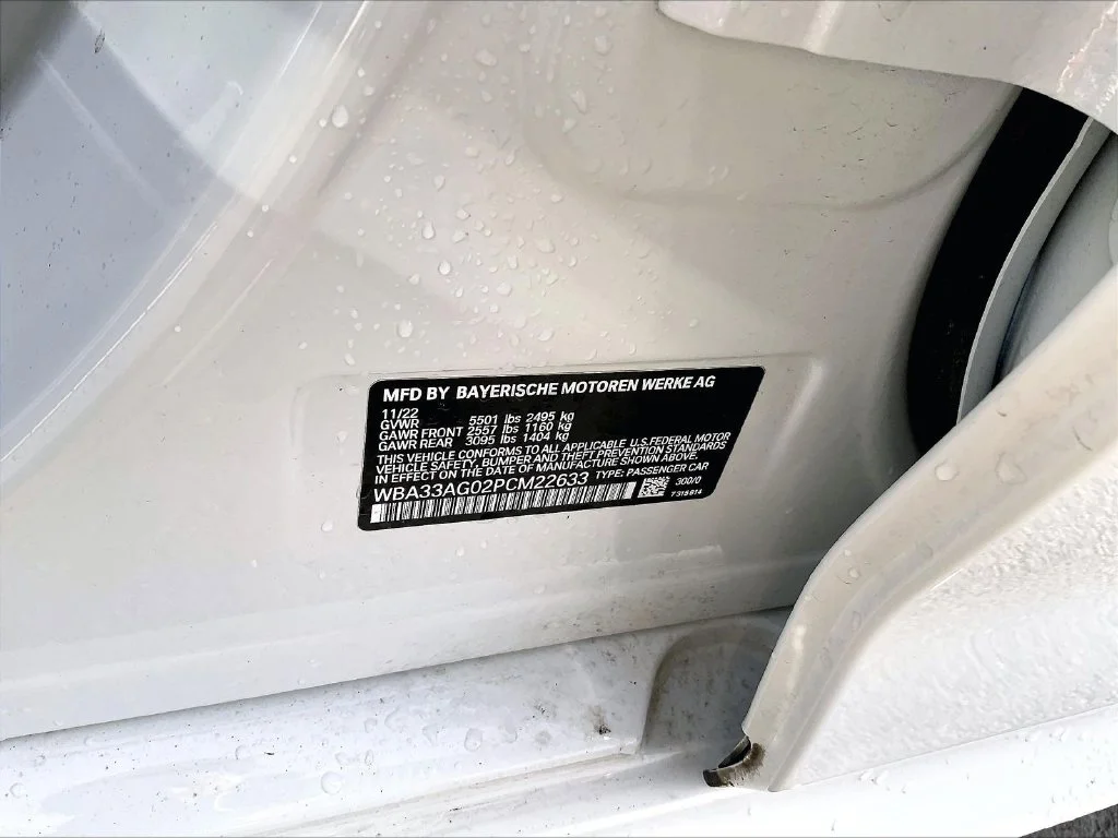Used 2023 White BMW 530e iPerformance image 34