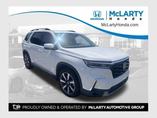 2024 Honda Pilot Touring AWD's photo