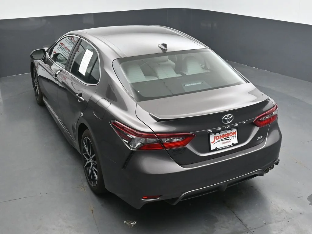 2022 Toyota Camry SE - Photo 28