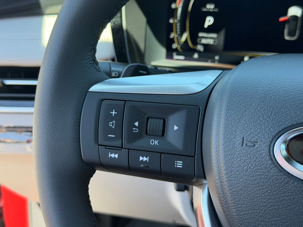 New 2027 SUNFIRE RED INFINITI Sport AWD image 18