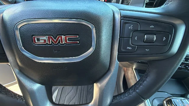 2025 GMC Sierra 1500 SLT - Photo 20