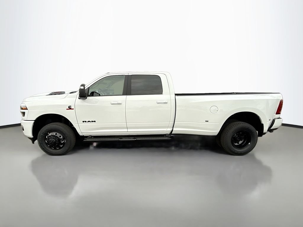 New 2026 Bright White Clear-Coat Exterior Paint RAM Laramie image 7