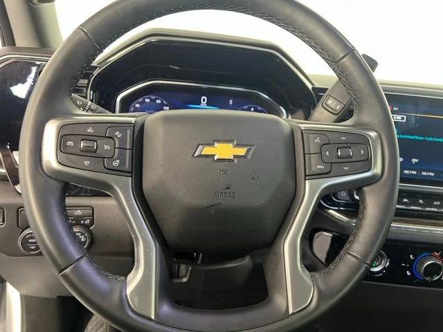 Used 2024 White Chevrolet LT image 19
