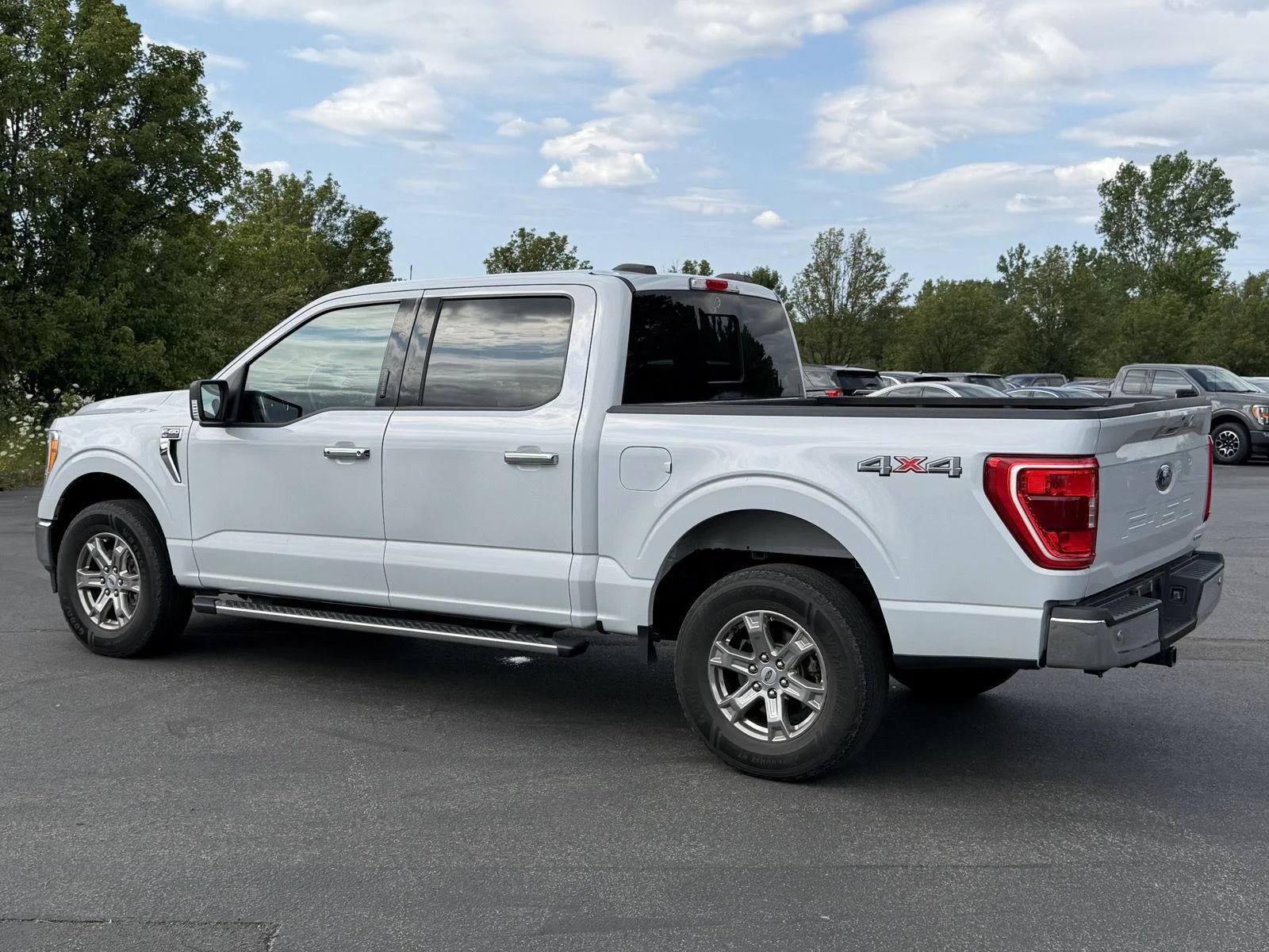Used 2021 Space White Ford XLT image 6