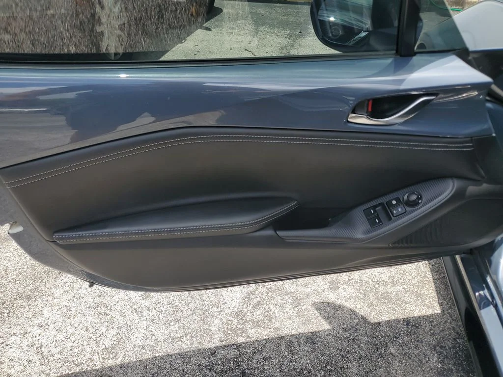 Used 2021 Gray Mazda Club image 17