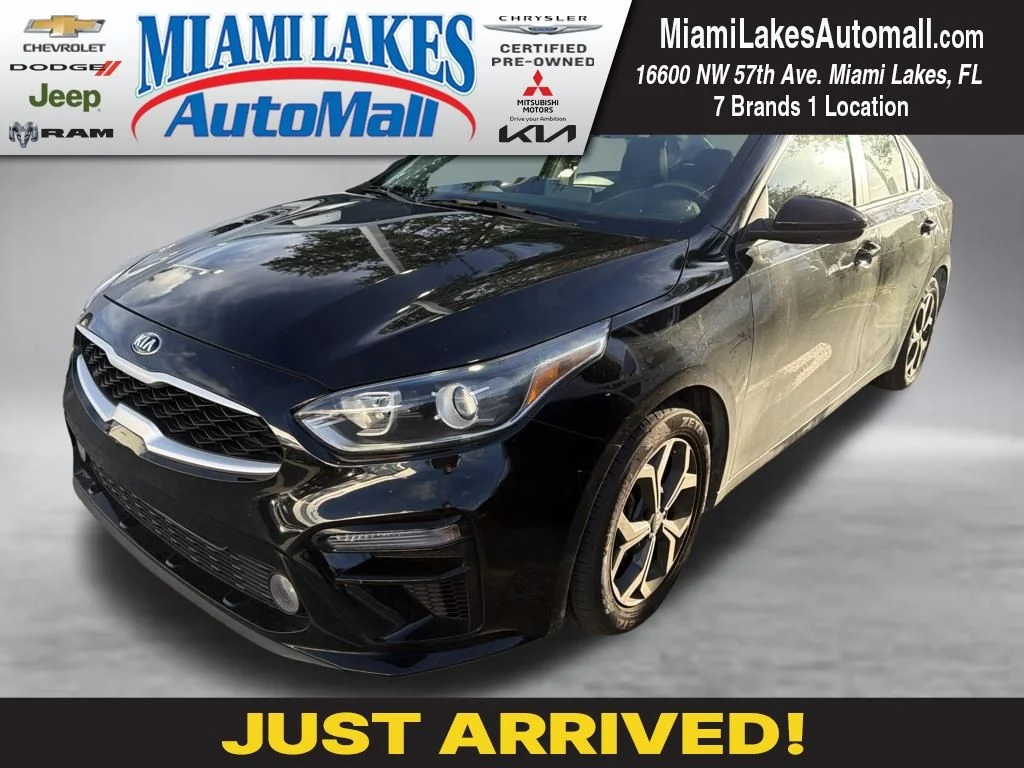 Used 2021 Aurora Black Pearl Kia LXS image 1