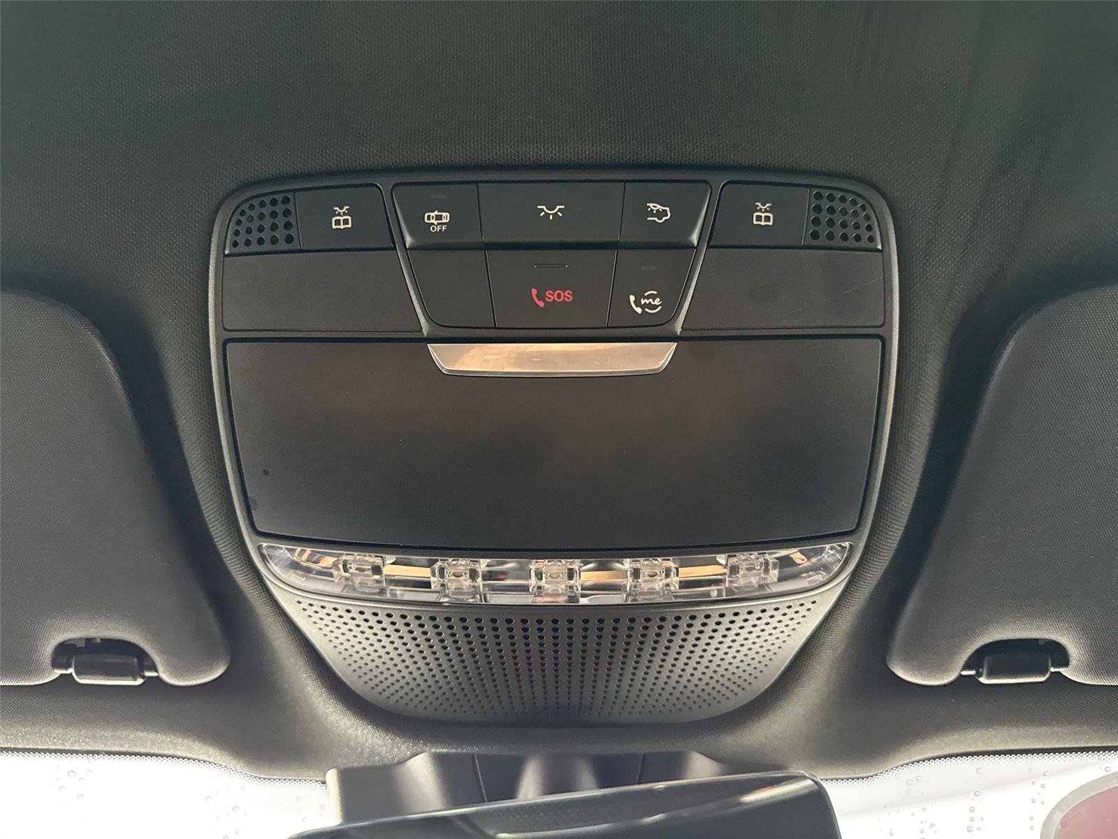 Used 2022 Black Mercedes-Benz GLC 300 image 6
