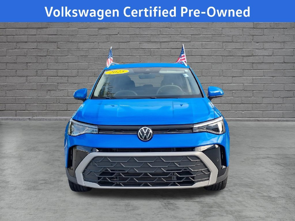 Certified Used 2025 Blue Volkswagen 1.5T SE image 2