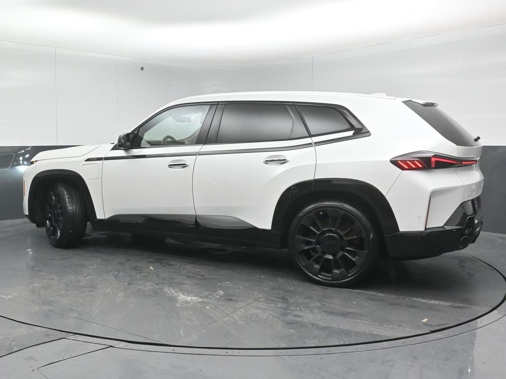 2023 BMW XM - Image 4