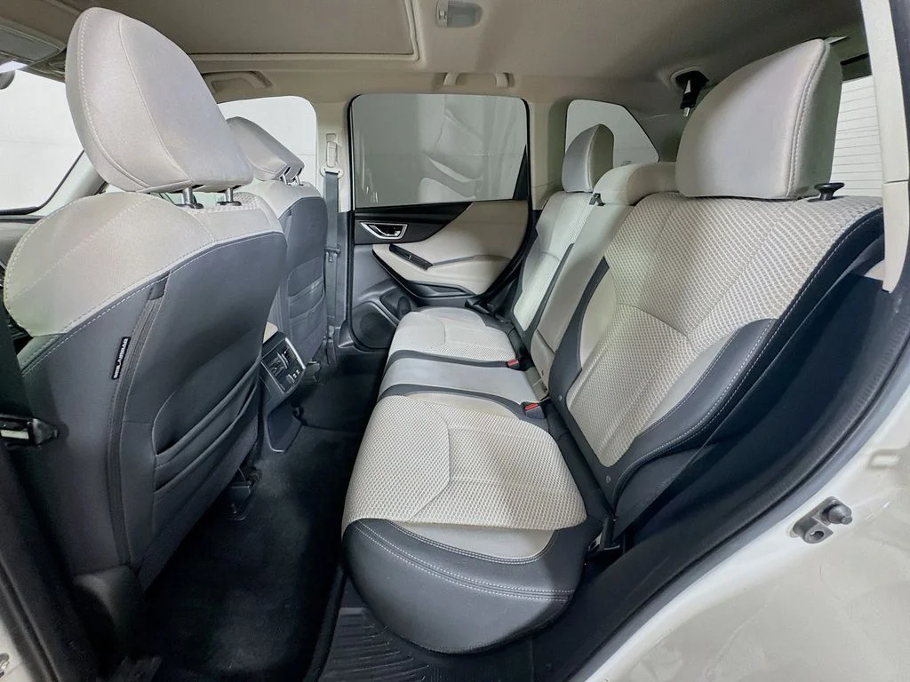 Used 2019 White Subaru Premium image 29