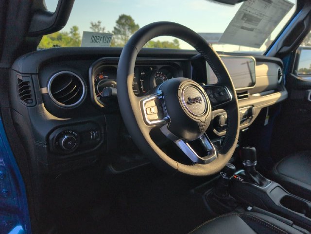 New 2027 Hydro Blue Pearlcoat Jeep Sahara image 35
