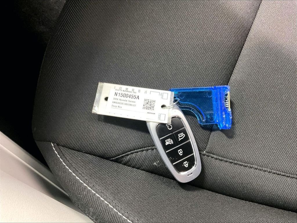 Used 2024 Blue Hyundai SEL image 30