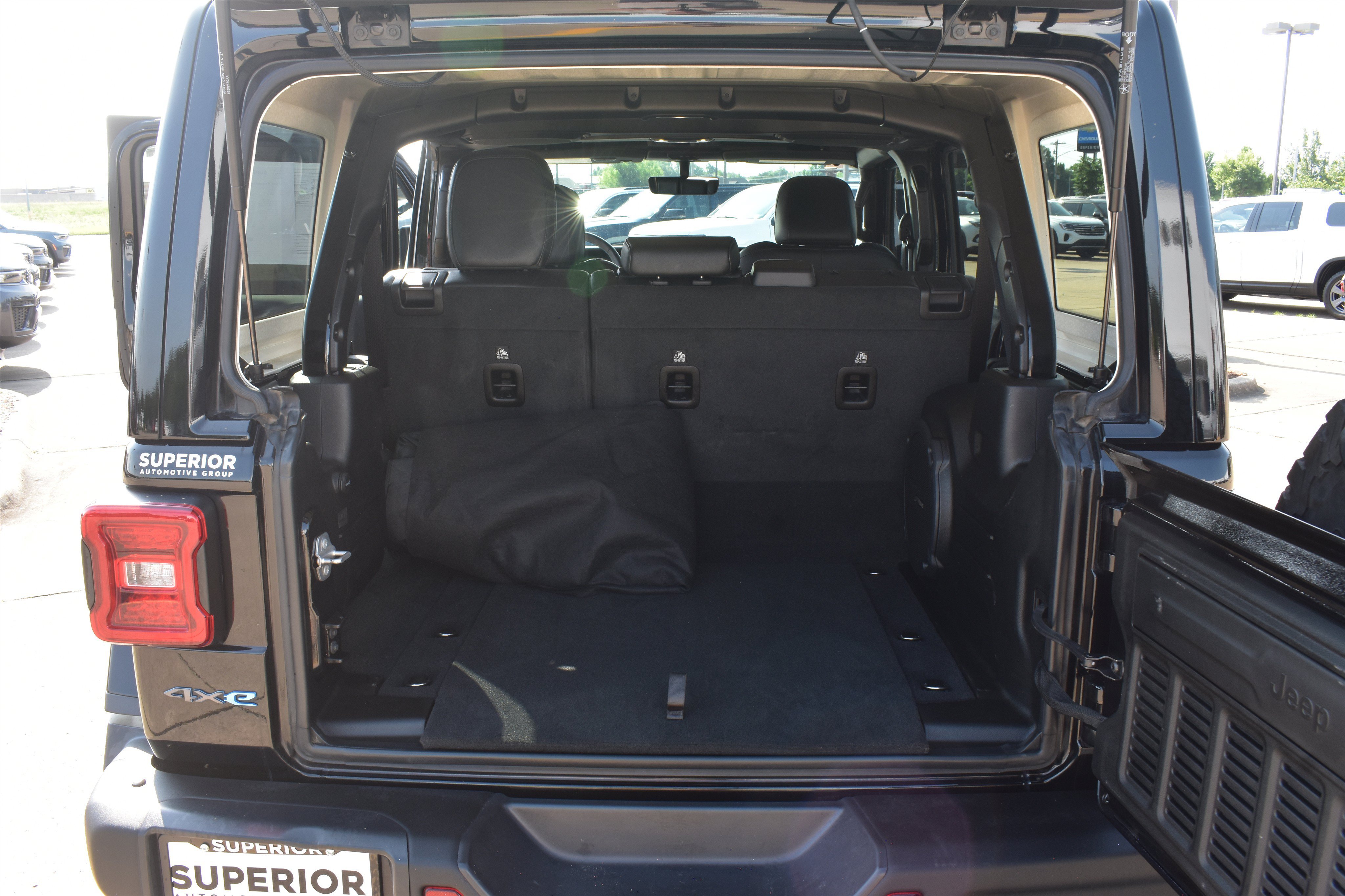 Used 2022 Black Clearcoat Jeep Unlimited Rubicon image 17