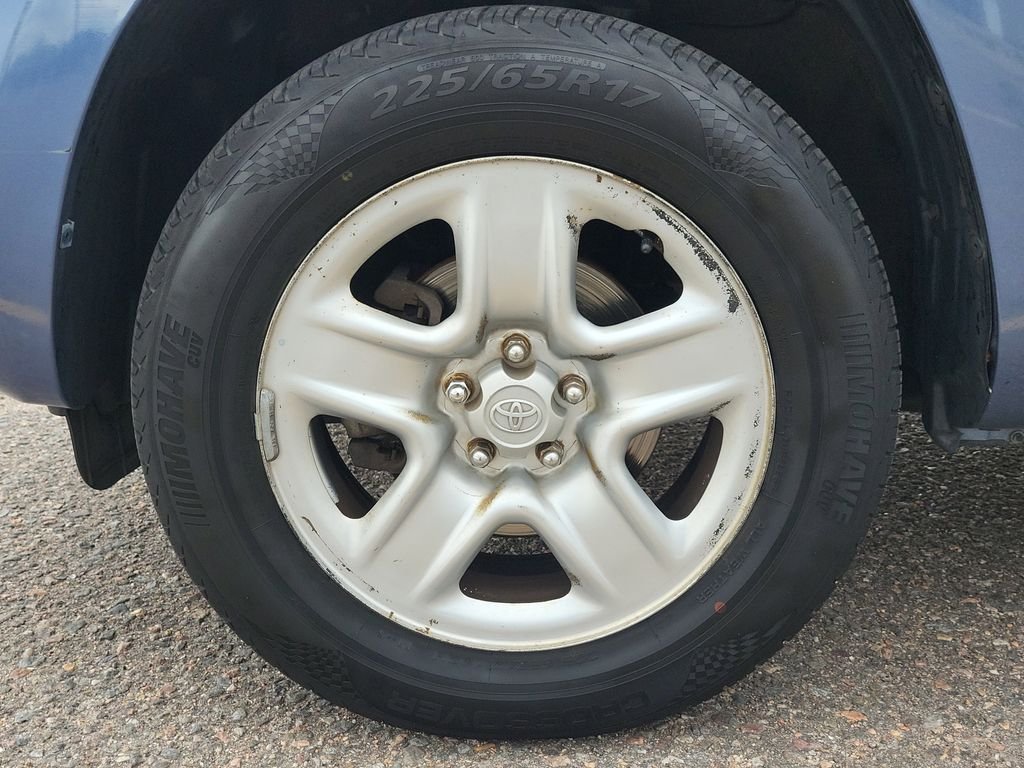 Used 2007 Blue Toyota Base image 17