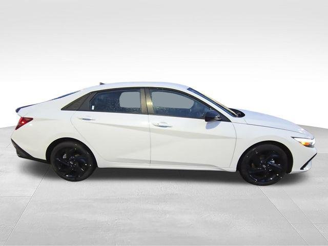 New 2026 White Hyundai SEL Sport image 9