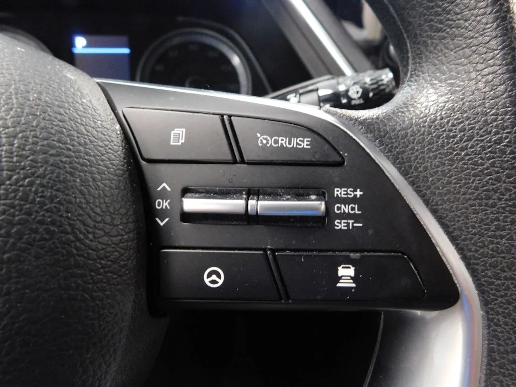 Certified Used 2023 Silver Hyundai SEL image 22