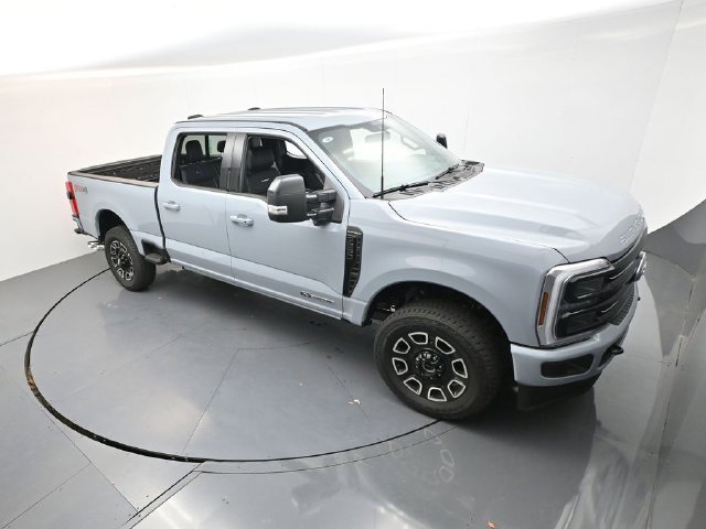 New 2026 Glacier Gray Metallic Tri-Coat Ford F-250® Platinum® image 41