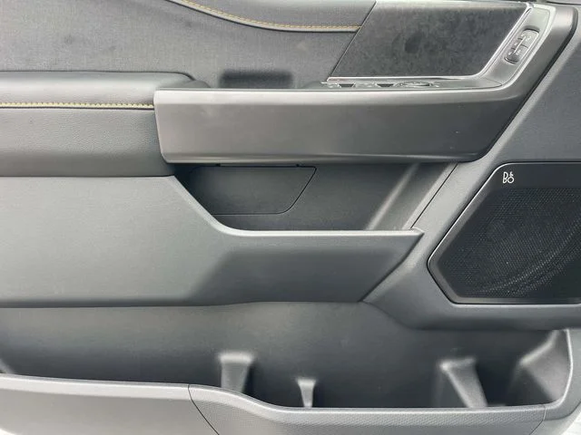 New 2025 White Ford Tremor image 19