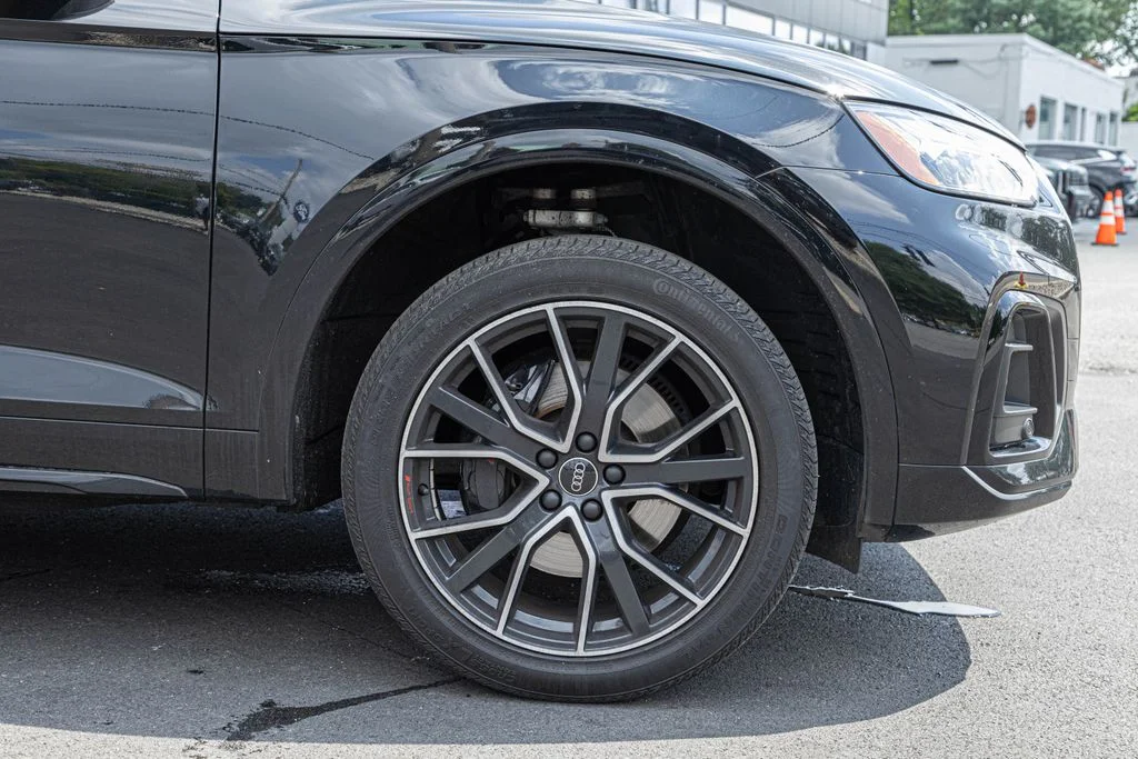 Used 2023 Black Audi Premium Plus image 10