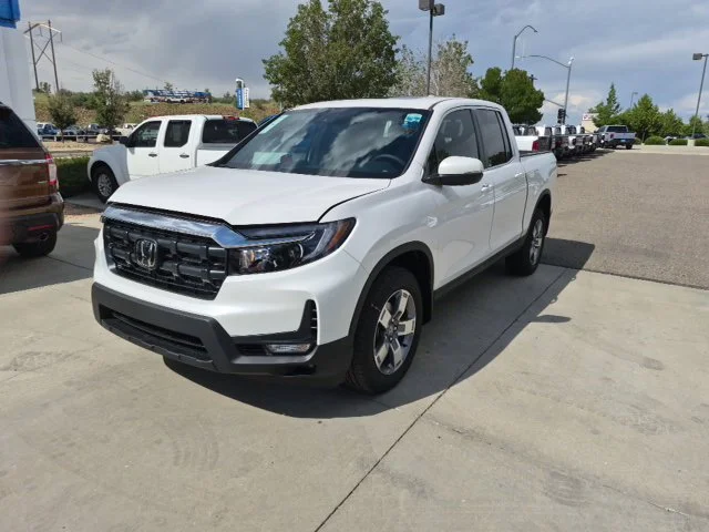 New 2026 Platinum White Pearl Honda RTL image 2