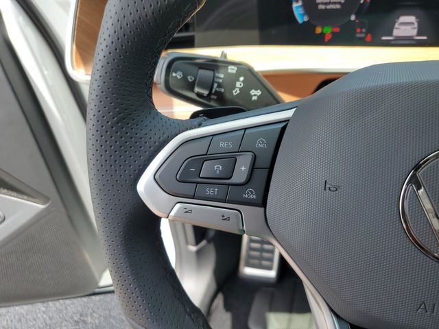 New 2026 White Volkswagen 2.0T SEL R-Line Turbo image 27