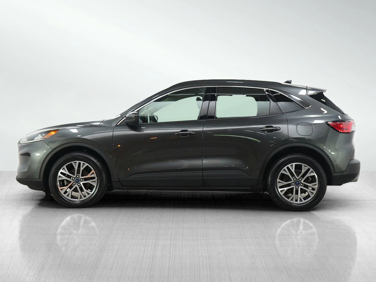 Used 2020 Ford Escape SEL with VIN 1FMCU9H6XLUA56969 for sale in White Bear Lake, Minnesota