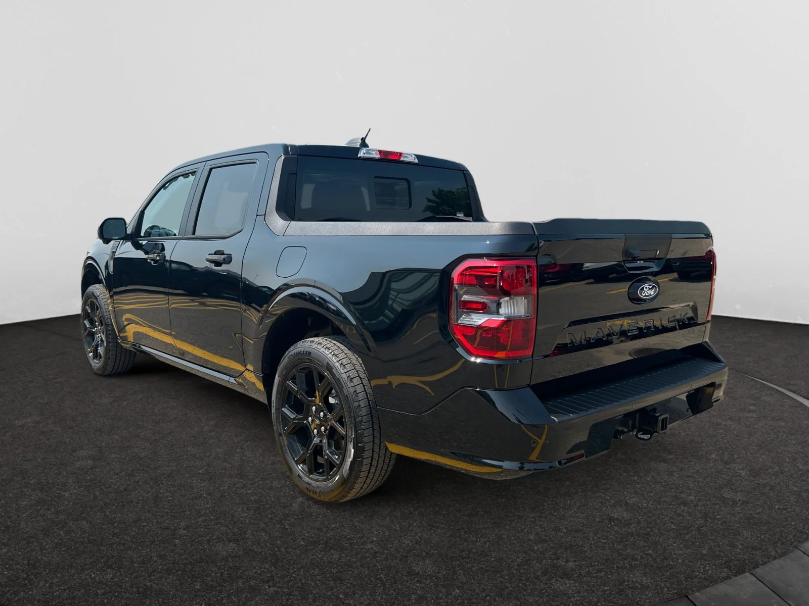 New 2026 Shadow Black Ford Lobo High image 3