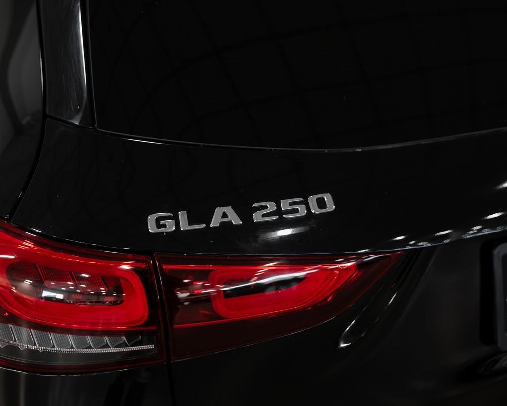 Certified Used 2023 Black Mercedes-Benz GLA 250 image 11