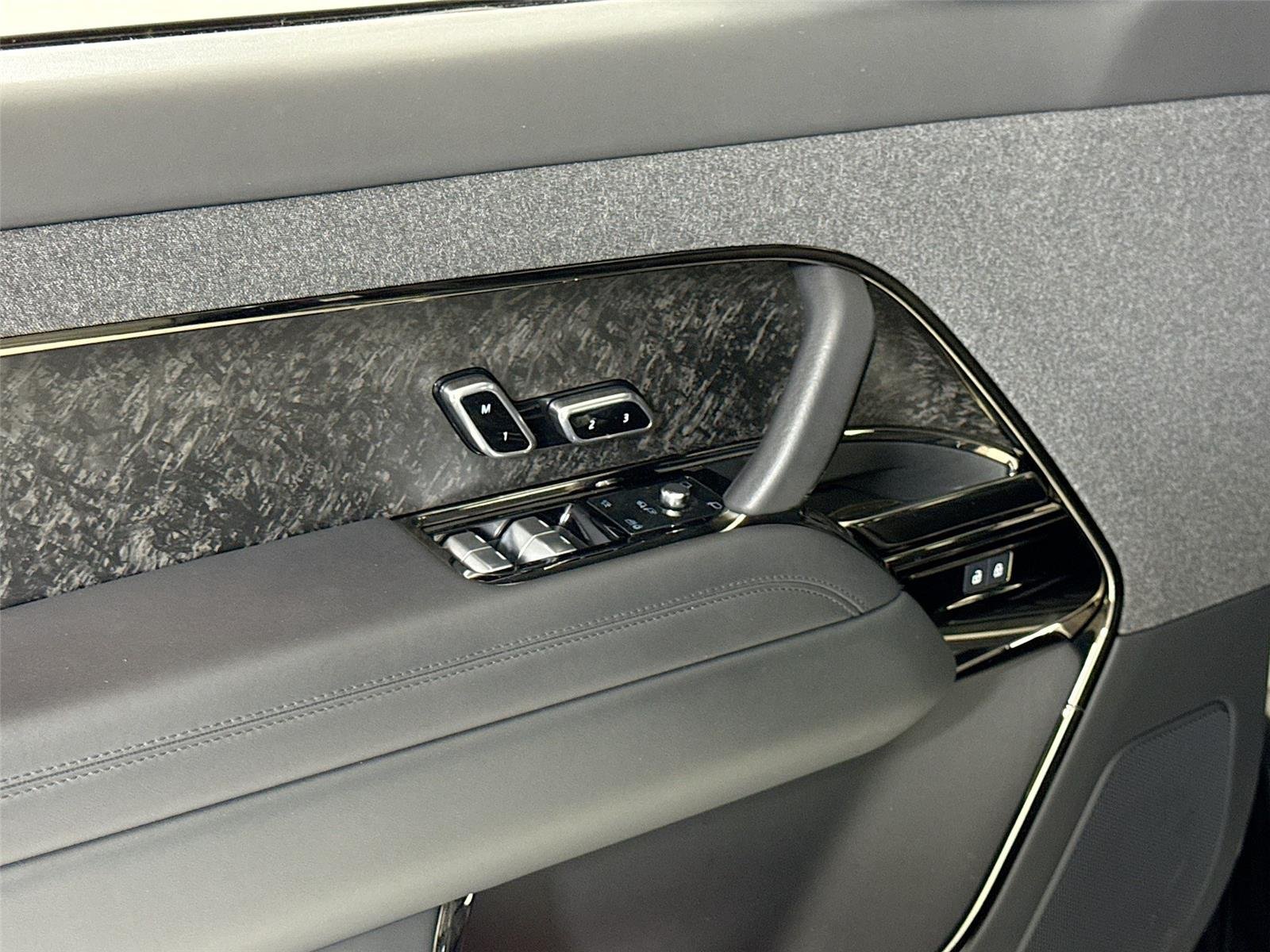 Used 2024 Santorini Black Metallic Land Rover Dynamic SE | One Owner image 13