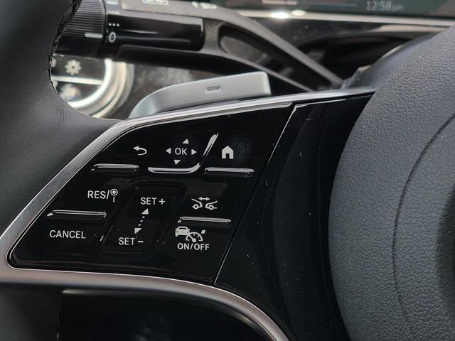 New 2026 MANUFAKTUR Alpine Grey Mercedes-Benz E 350 image 26