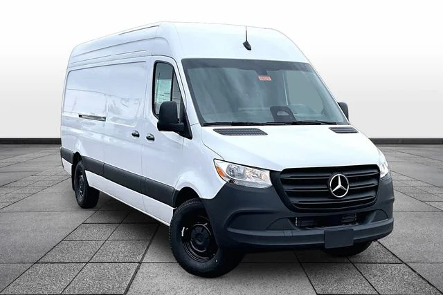 2026 Mercedes-Benz Sprinter 2500 170 WB HO High Roof's photo