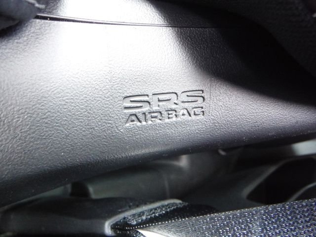 Used 2022 Black Mitsubishi SEL image 17
