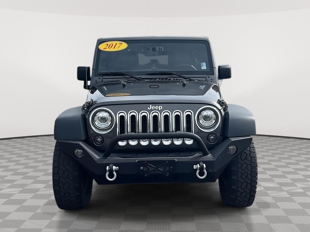 Used 2017 Granite Crystal Metallic Clearcoat Jeep Rubicon image 6