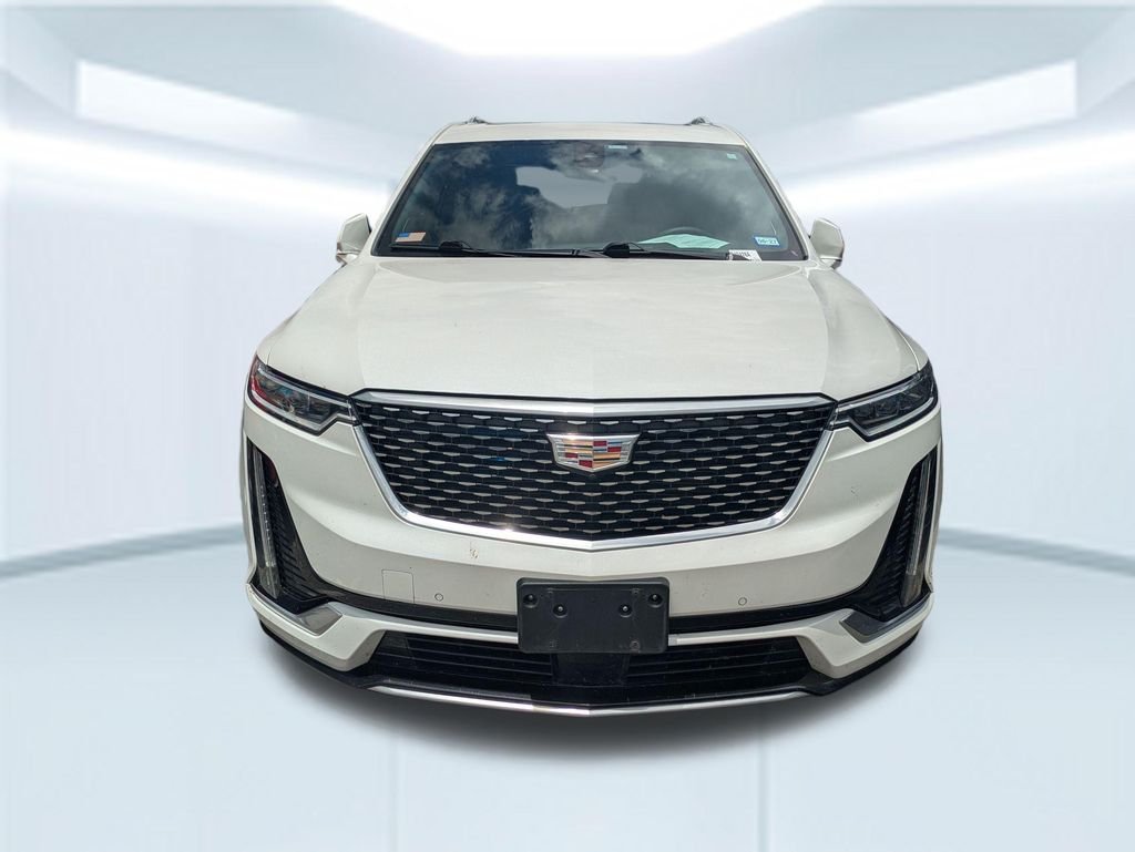 Used 2022 White Cadillac Premium Luxury image 5