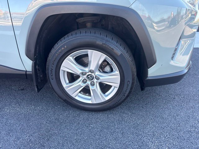 Used 2019 Gray Toyota XLE image 11