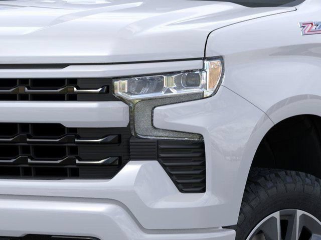 New 2026 Summit White Chevrolet RST image 10