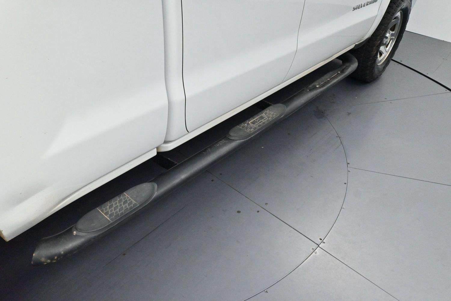 Used 2014 Summit White Chevrolet Work Truck image 9