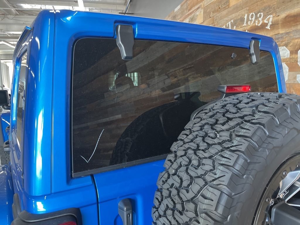 New 2026 Hydro Blue Pearl-Coat Exterior Paint Jeep Rubicon X image 24