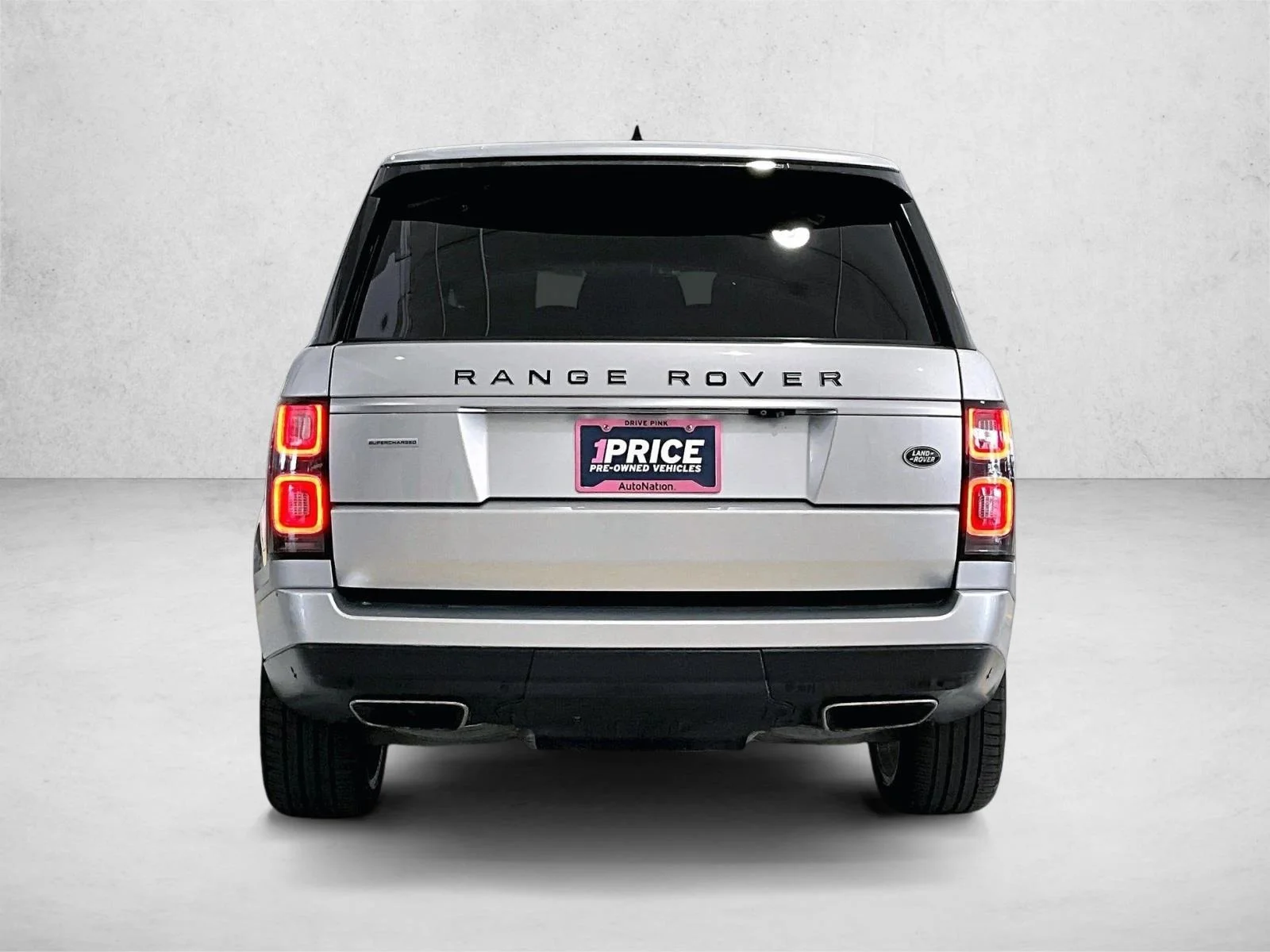 Used 2019 Indus Silver Metallic Land Rover  image 4