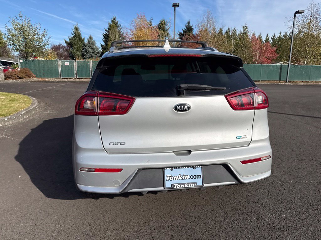 Used 2019 Silky Silver Kia EX image 6