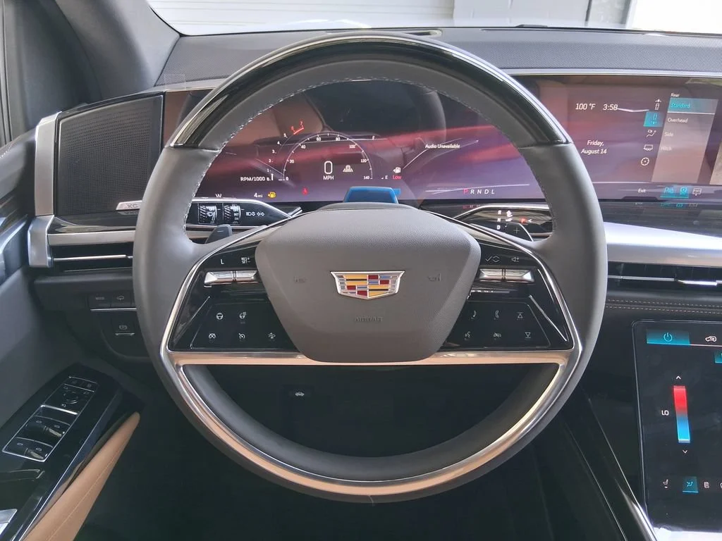 2026 Cadillac Escalade Luxury - Photo 11
