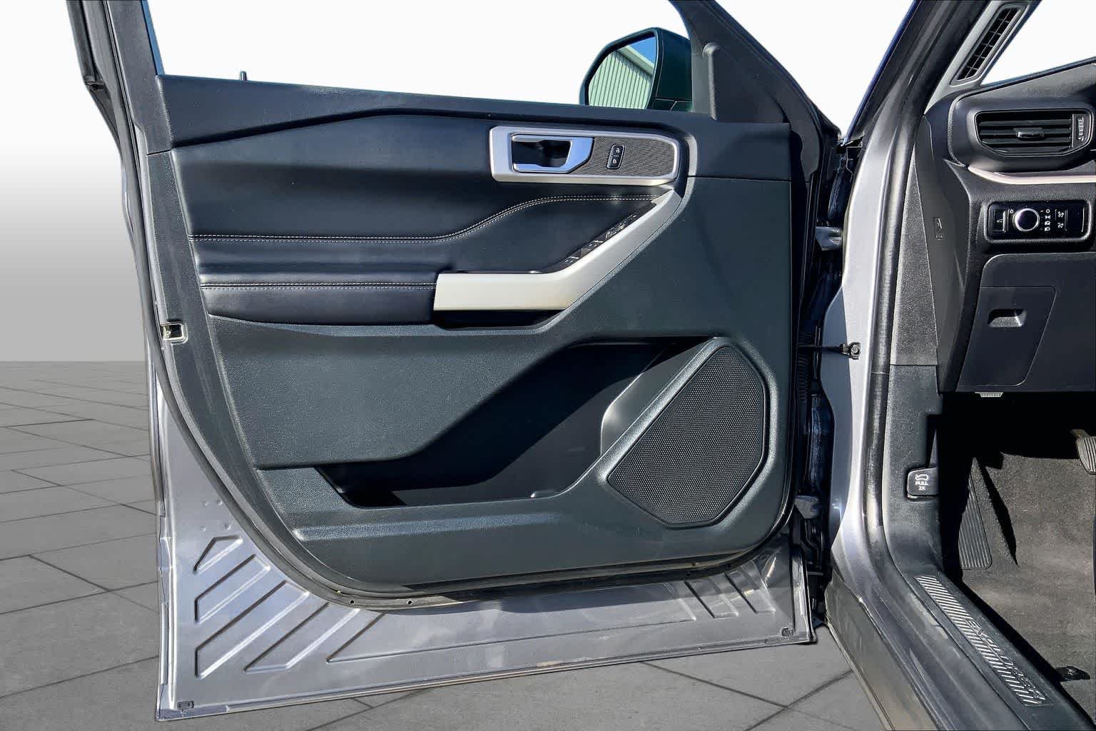 Used 2023 Carbonized Gray Ford XLT image 19